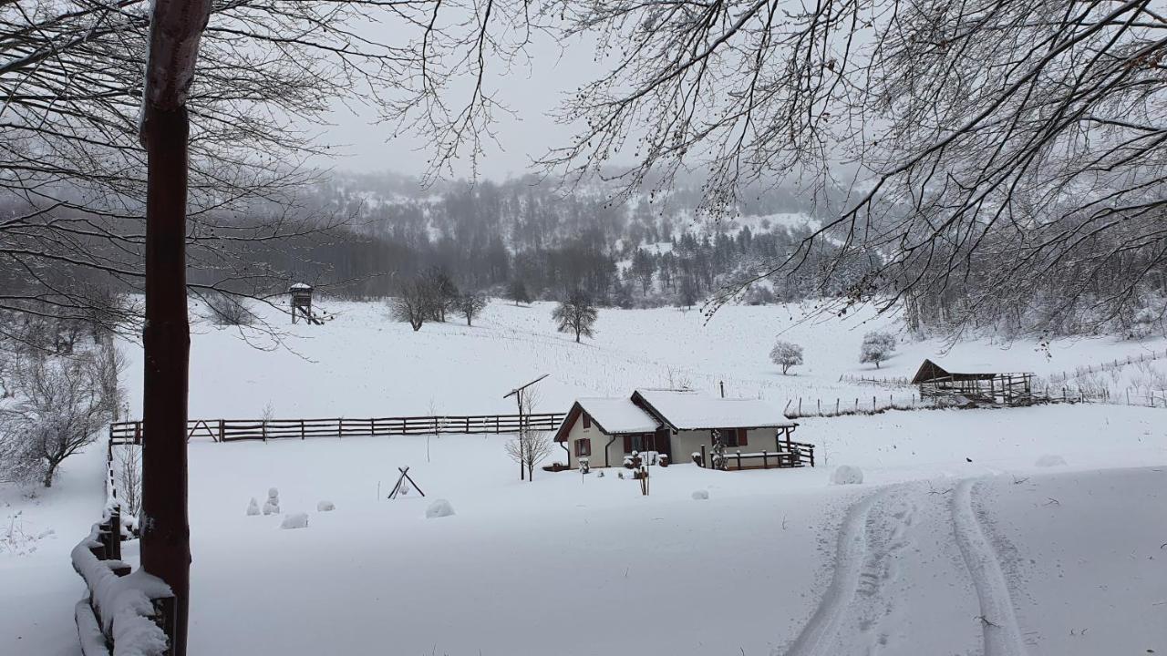 Vikendica Klocanica Villa Strmosten Exterior photo