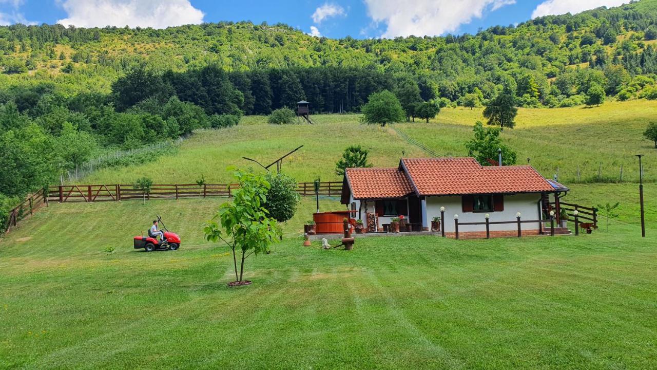 Vikendica Klocanica Villa Strmosten Exterior photo