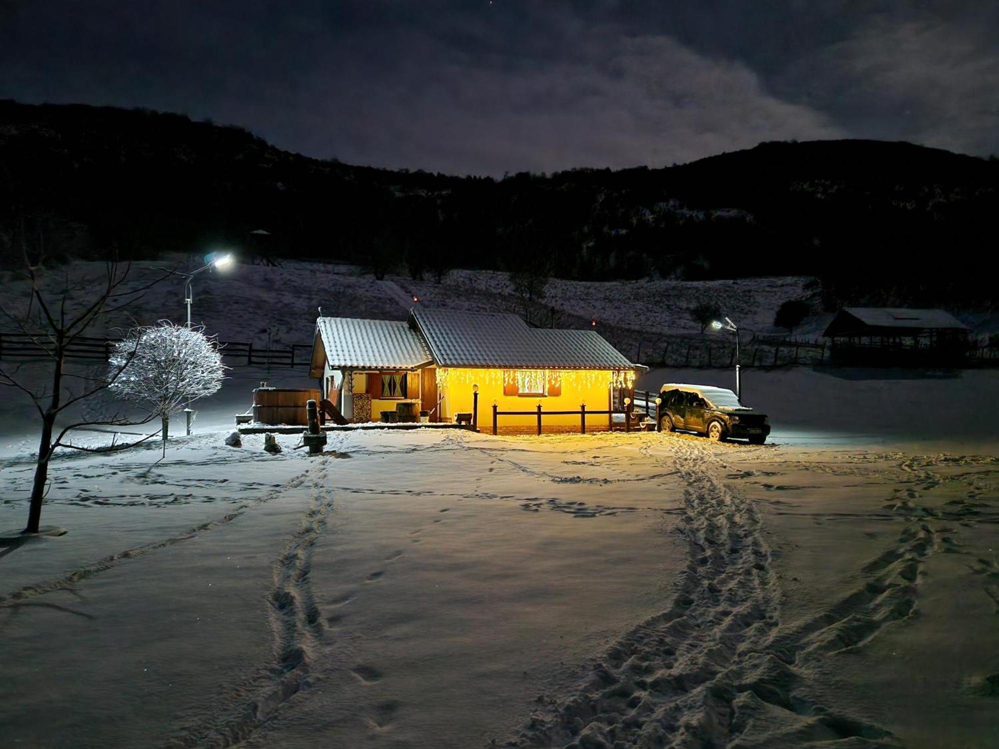 Vikendica Klocanica Villa Strmosten Exterior photo